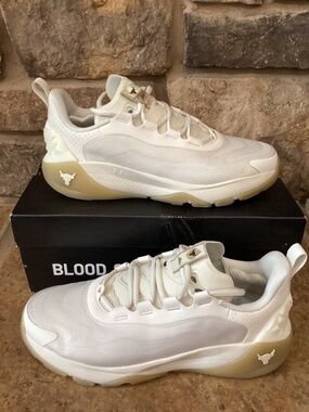 Under Armour UA W Project Rock 8 Women’s 9.5 Blood Sweat Respect‎ Cream Beige